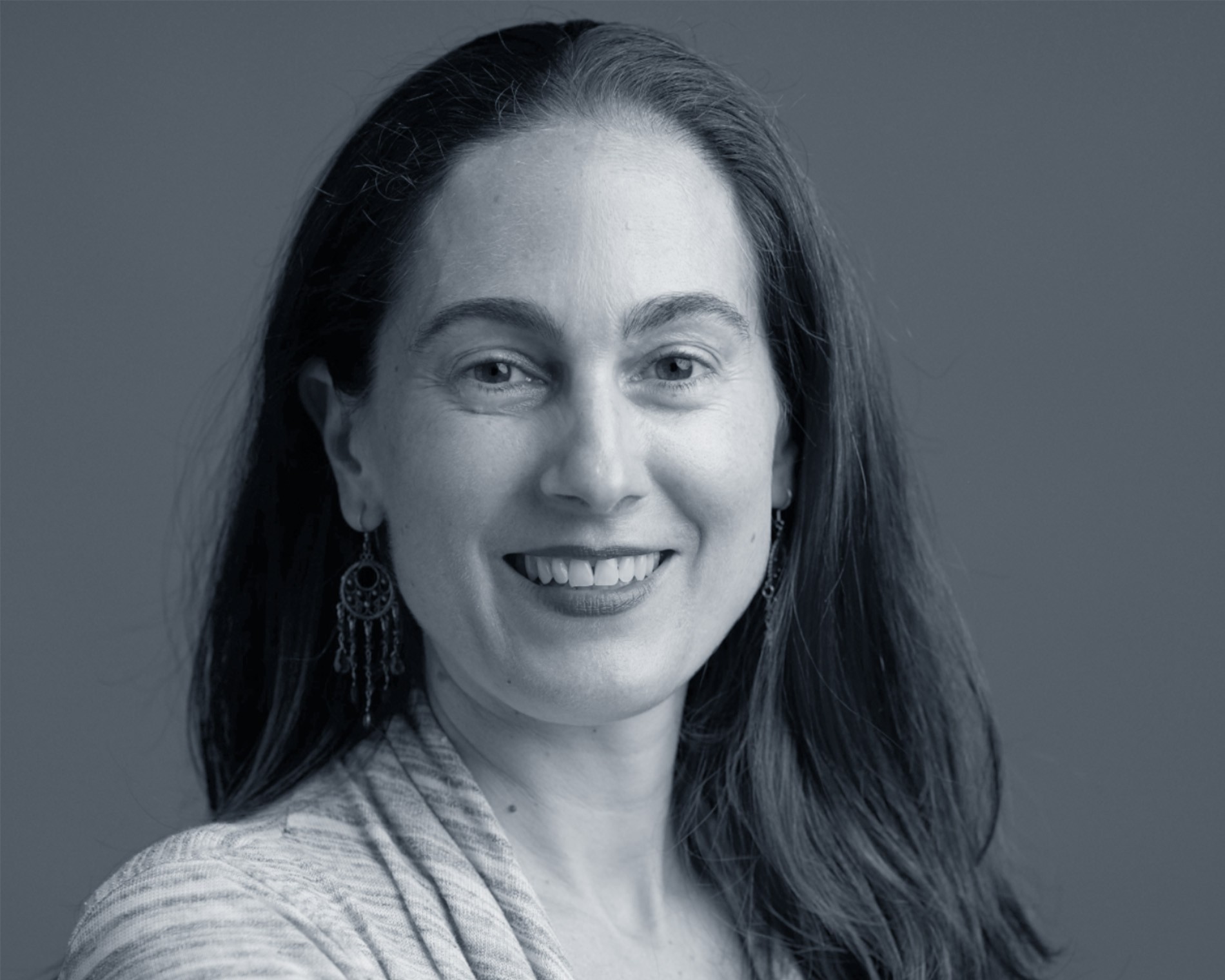 Jennifer Davis headsot